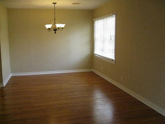 5th image of 530 Parson Dr