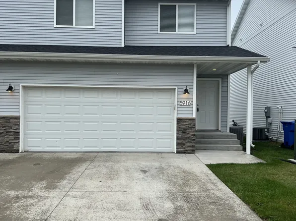 5916 36th St S, Fargo, ND 58104