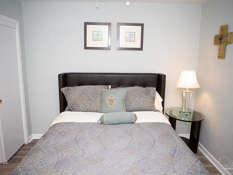 300 Bayou Blvd #106 — Photo 27