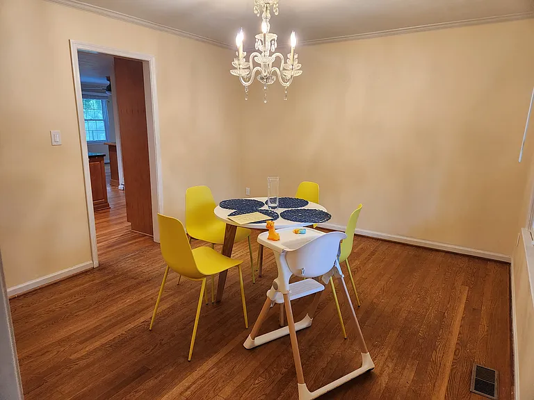 2209 S Pastures Ln — Photo 6