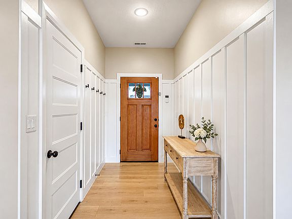 5th image of 1255 E Southern Homestead Blvd