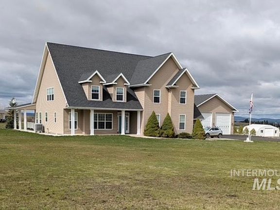 2nd image of 100 Shiloh Dr