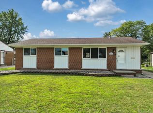 36669 Hiveley St, Westland, MI 48186