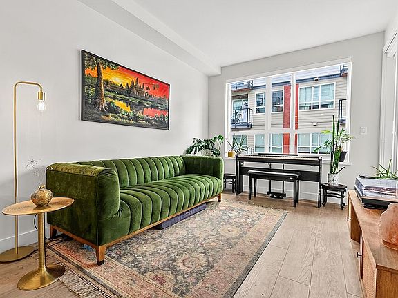 3rd image of 13238 105th Ave #421