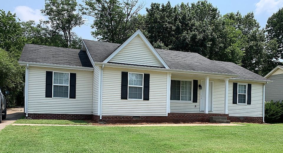 1st image of 1407 River Rock Blvd