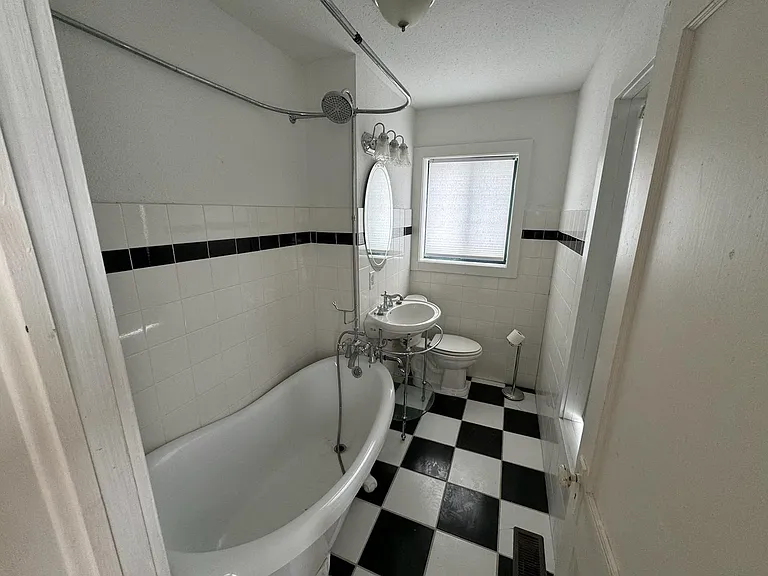 48 Camden Ct NE #2 — Photo 6