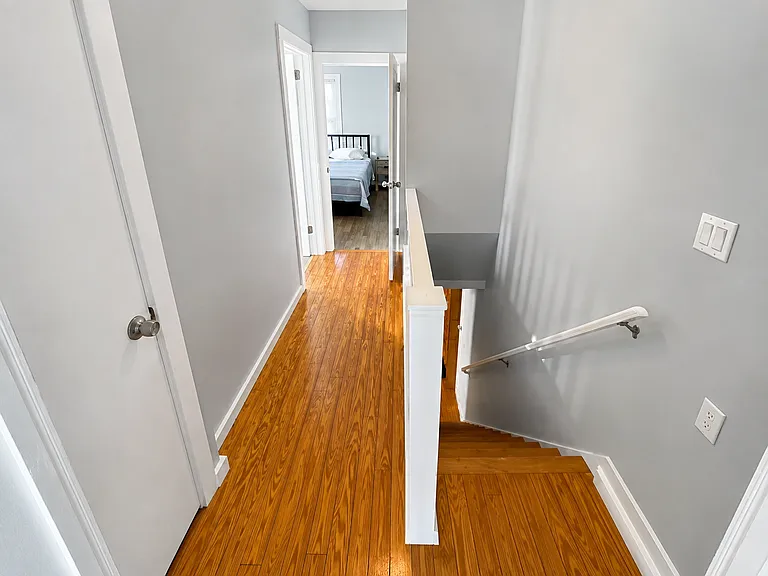 14-16 E North St #14 — Photo 10