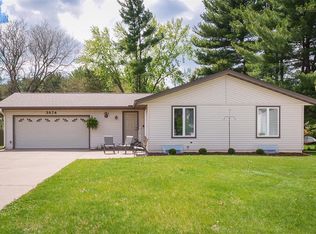 3674 S Mission Drive, Eau Claire, WI 54701