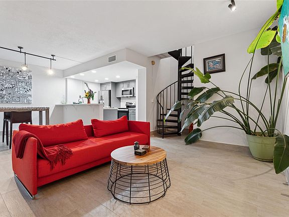 4th image of 3180 Bird Ave #10