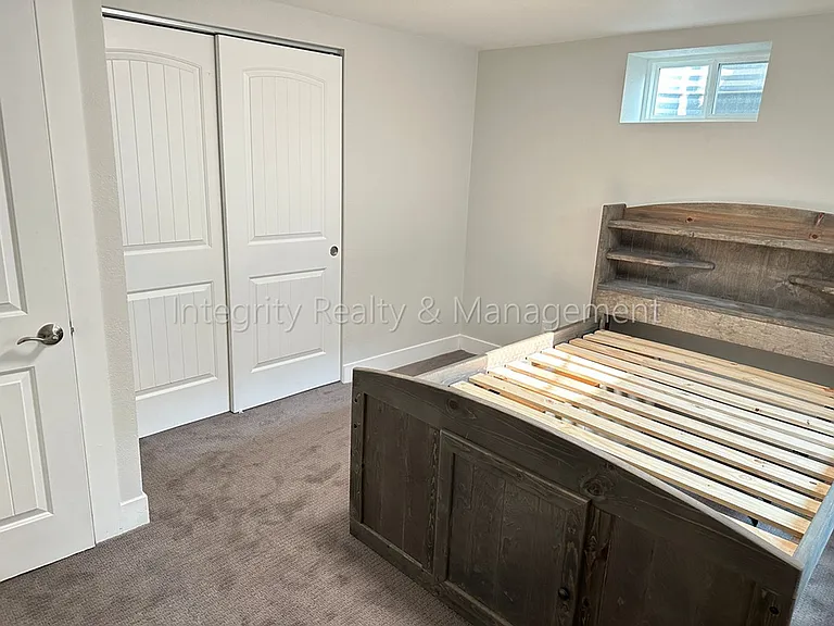 3092 W Layton Ave — Photo 25