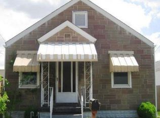 120 1st St, Neville Island, PA 15225