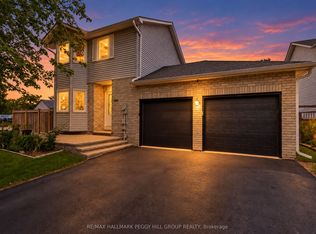 990 Maclean St, Innisfil, ON L9S 1V8