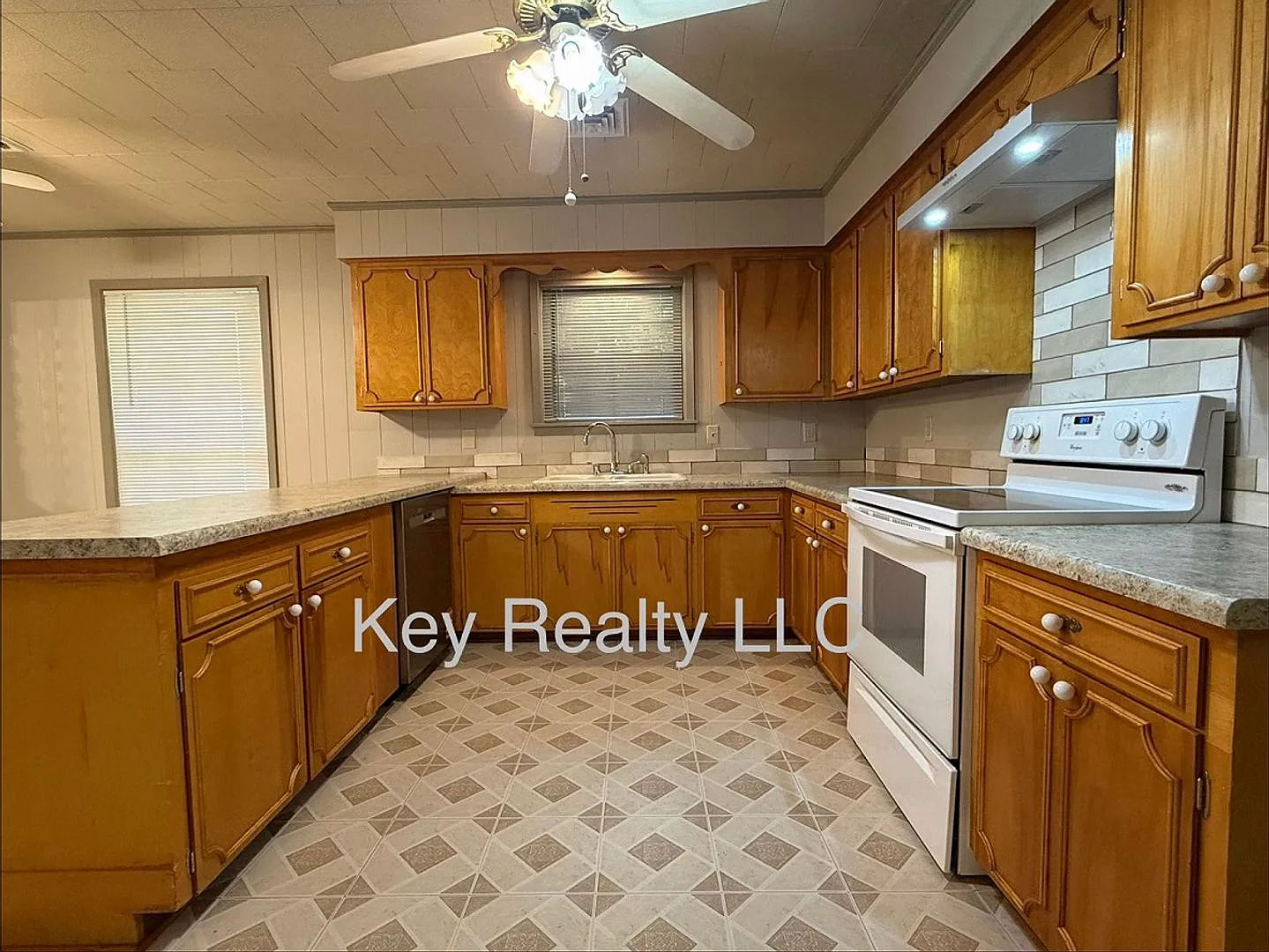 351 Browns Bend Rd. - Alexandria — Photo 2