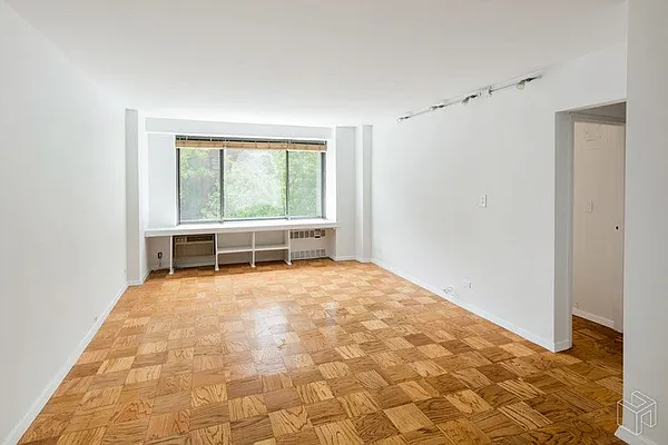 Rented by Halstead Real Estate | media 13