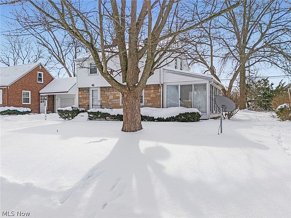 2nd image of 720 Vincent Blvd