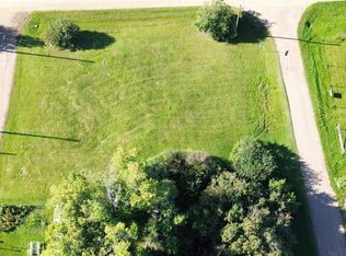 1 1st St, Sundance Beach, AB T0C 2P0