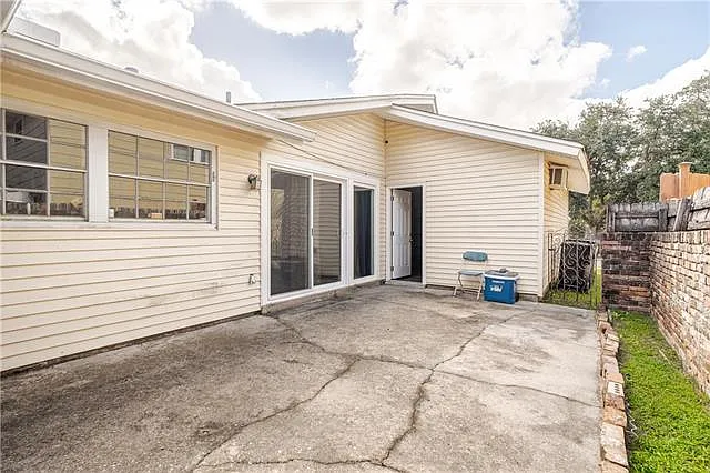2708 Comet St — Photo 18