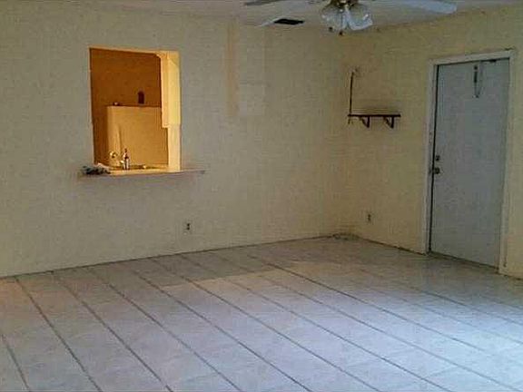 5th image of 19851 NW 1st Ave
