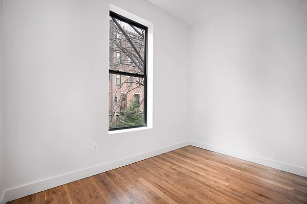 Rented by Bohemia Realty Group | media 32