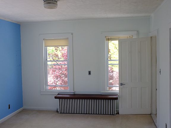 Living room facing front