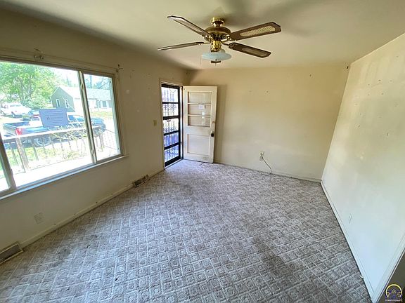 2nd image of 1031 Nw Ave