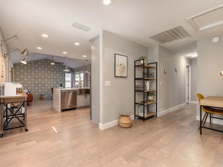5613 Phlox Ct — Photo 41
