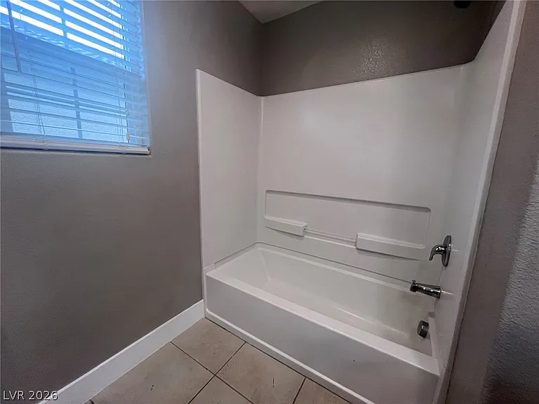 2970 Tranquil Brook Ave — Photo 44
