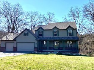 3112 Hunters Way, Pinckney, MI 48169