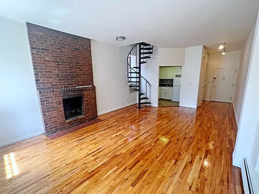 Rented by Prince Real Estate Associates LLC | media 10