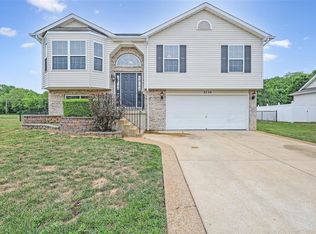 2734 Glenstone Ct, Imperial, MO 63052