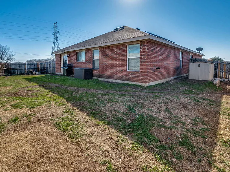 728 Falcon Rd — Photo 24