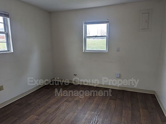 5th image of 1222 Hill St #1