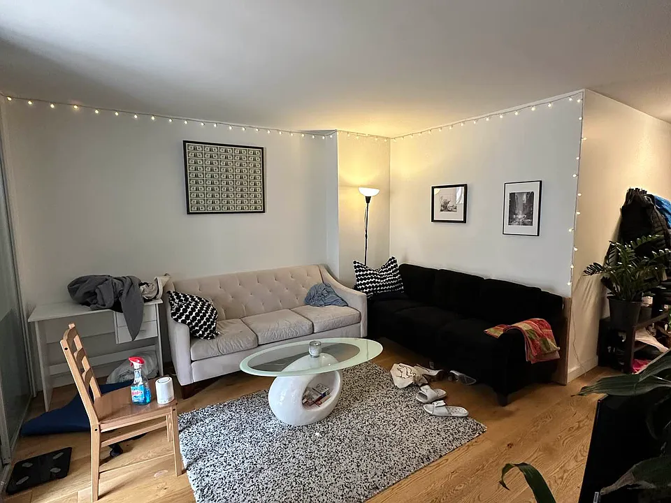279 E 44th St #10K