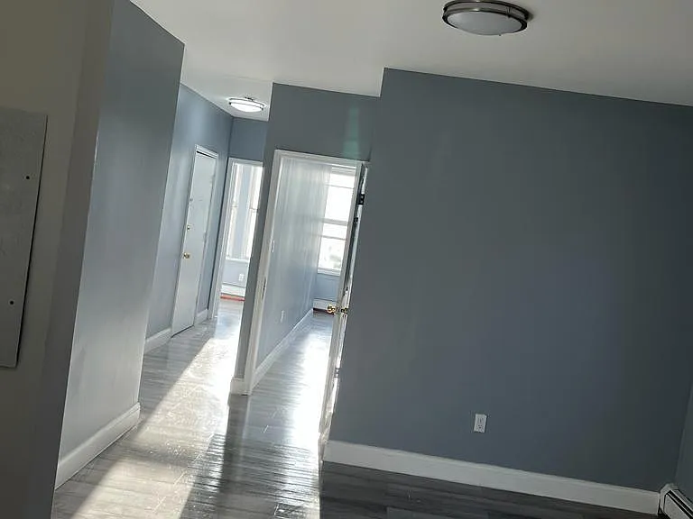 402 S 15th St #2 — photo 6 of 9