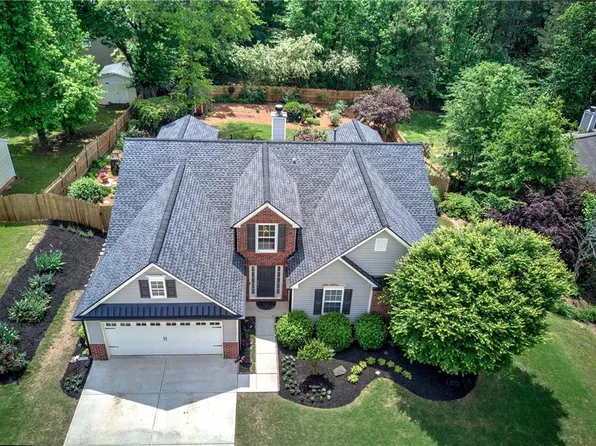 29 Fern Leaf Ct, Dallas, GA 30157