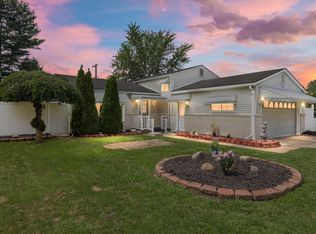 39529 Camp St, Harrison Township, MI 48045