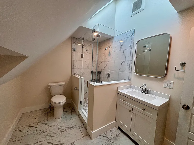 29 Sylvan St #2 — Photo 10