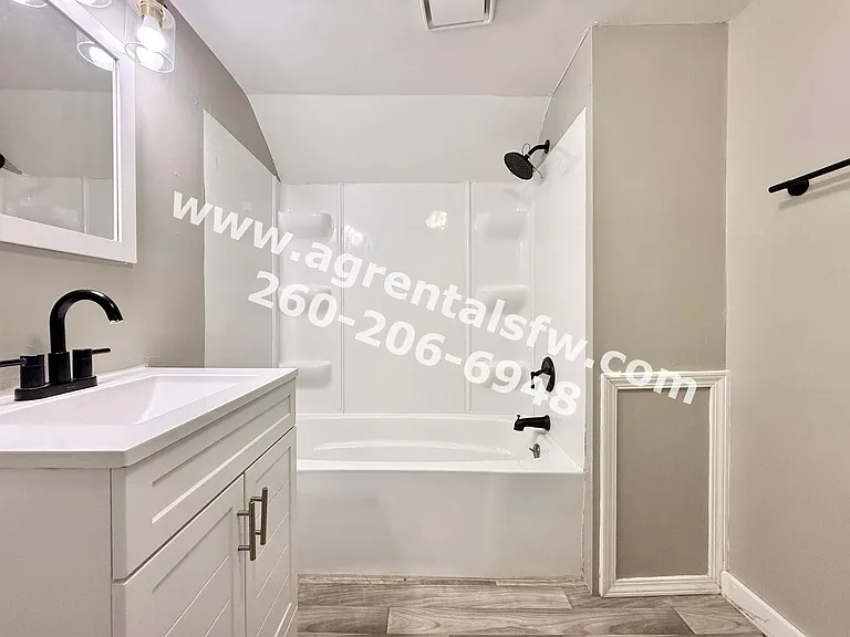 874 Cline St — Photo 8