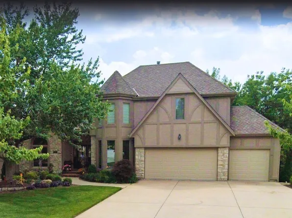 14116 England St, Overland Park, KS 66221
