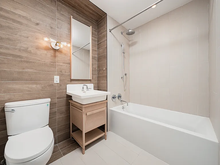 123 Melrose St #450 — Photo 7
