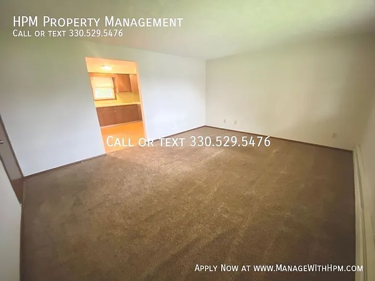 3348 Mollane St NW — Photo 3