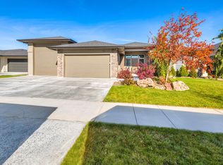 1126 E Radiant Ridge Dr, Meridian, ID 83642