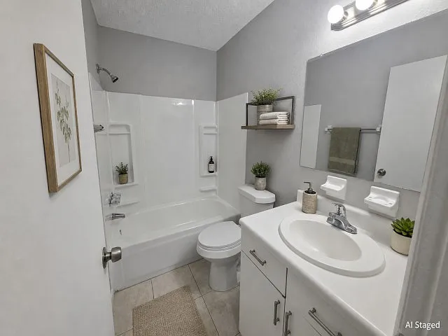3035 66th Ave N #E1 — Photo 4