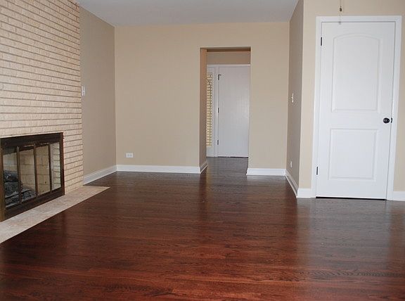 3rd image of 1907 Tina Ln