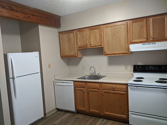 4th image of 1510 W 6th Ave