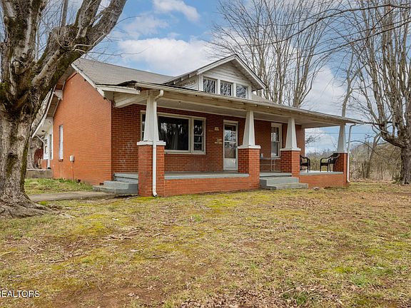 2nd image of 3663 Sweetwater Vonore Rd