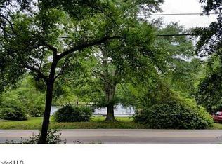 12115 Three Rivers Rd, Gulfport, MS 39503