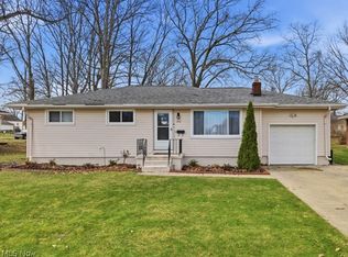 1172 Wilshire Dr, Youngstown, OH 44511