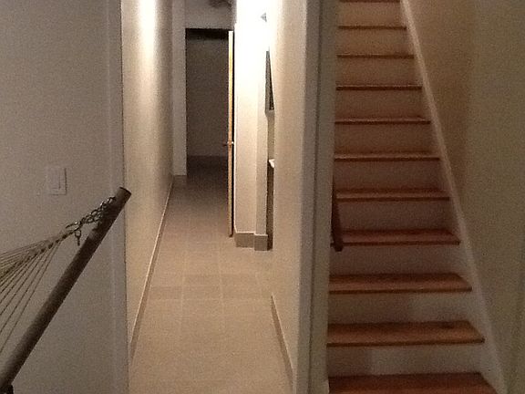 5th image of 266 Pennyfield Ave