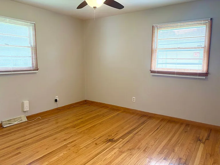 801 Sheridan Rd — Photo 9